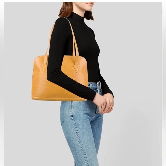 Louis Vuitton Epi Lussac Yellow Shoulder Bag - Picture 6 of 14